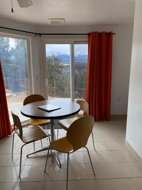 Pikes Peak Paradise Bed and Breakfast image 9