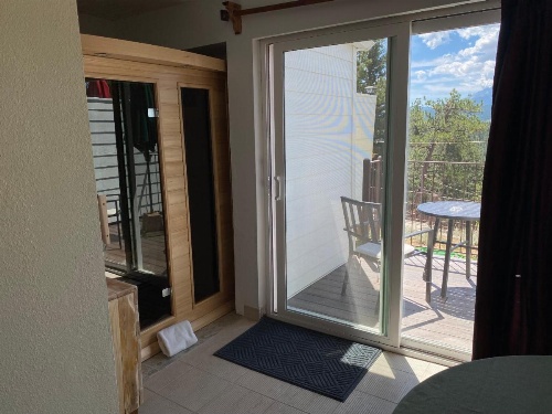 Pikes Peak Paradise Bed and Breakfast image 18