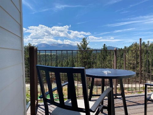 Pikes Peak Paradise Bed and Breakfast image 20