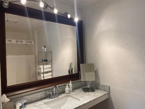 Pikes Peak Paradise Bed and Breakfast image 26