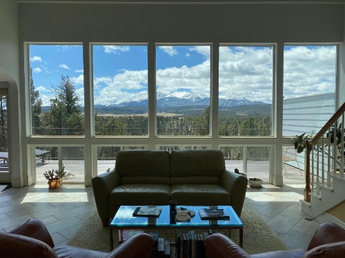 Pikes Peak Paradise Bed and Breakfast image 8